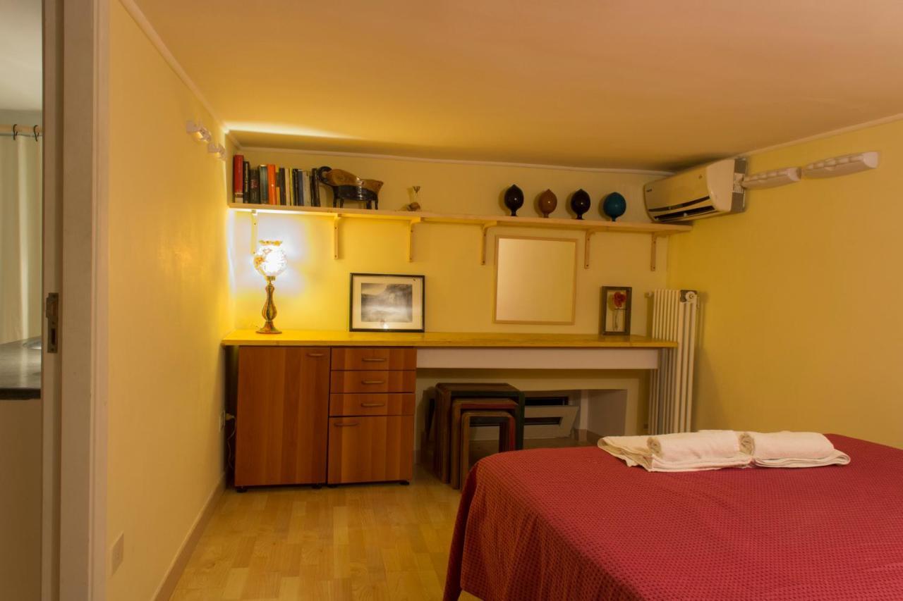 Dimora Dei Giganti Apartment Napoli Exterior foto