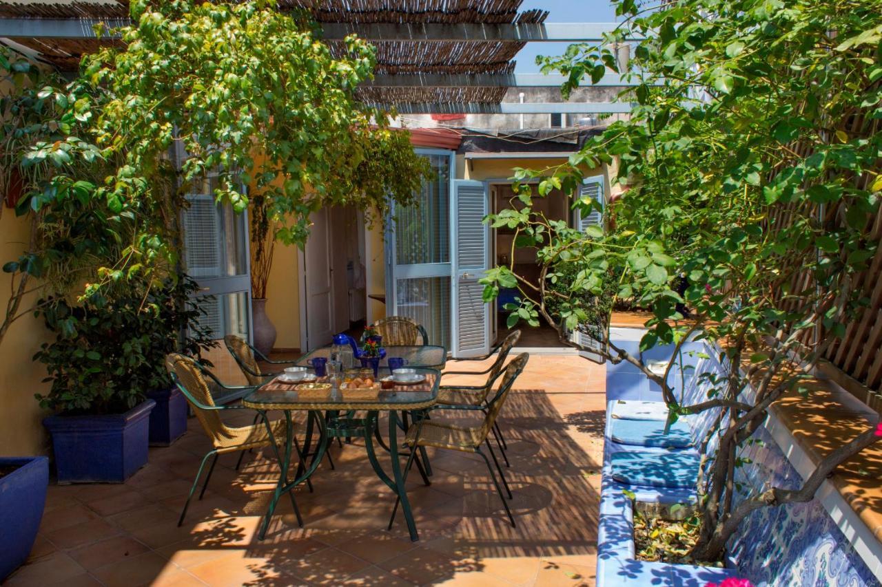 Dimora Dei Giganti Apartment Napoli Exterior foto